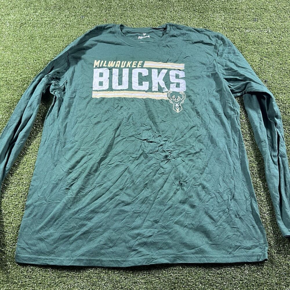 Fanatics Milwaukee Bucks Mens XL Basketball Long Sleeve